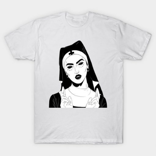 An evil demon scary nun Halloween gift T-Shirt